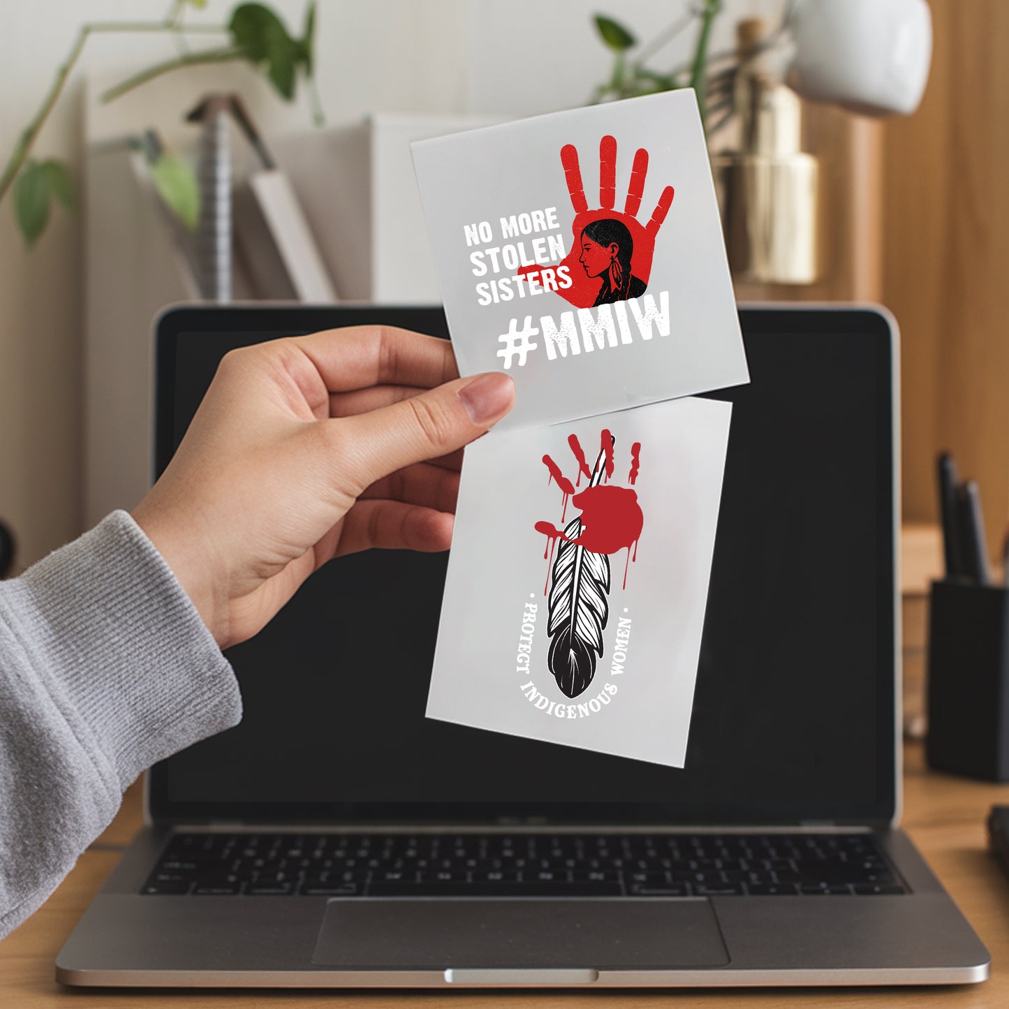 Decal MMIW "No More Stolen Sisters" Red Hand