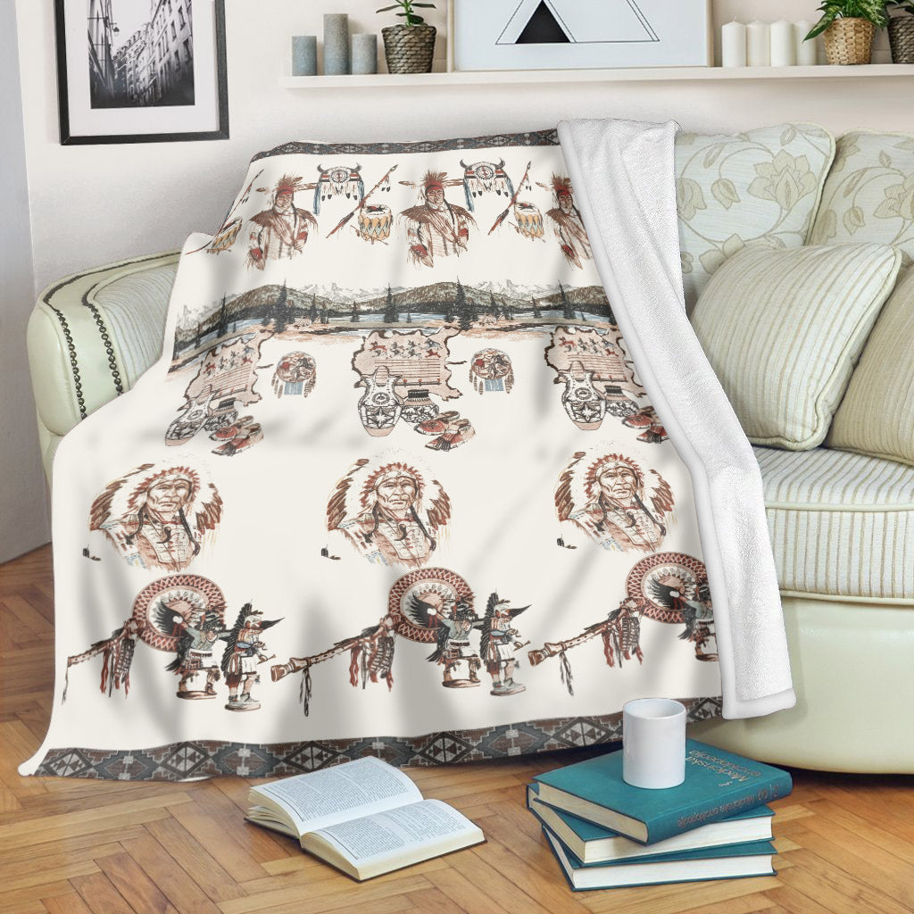 Native American Vintage Spirit Blanket - Tribal Chief & Cultural Symbols Throw