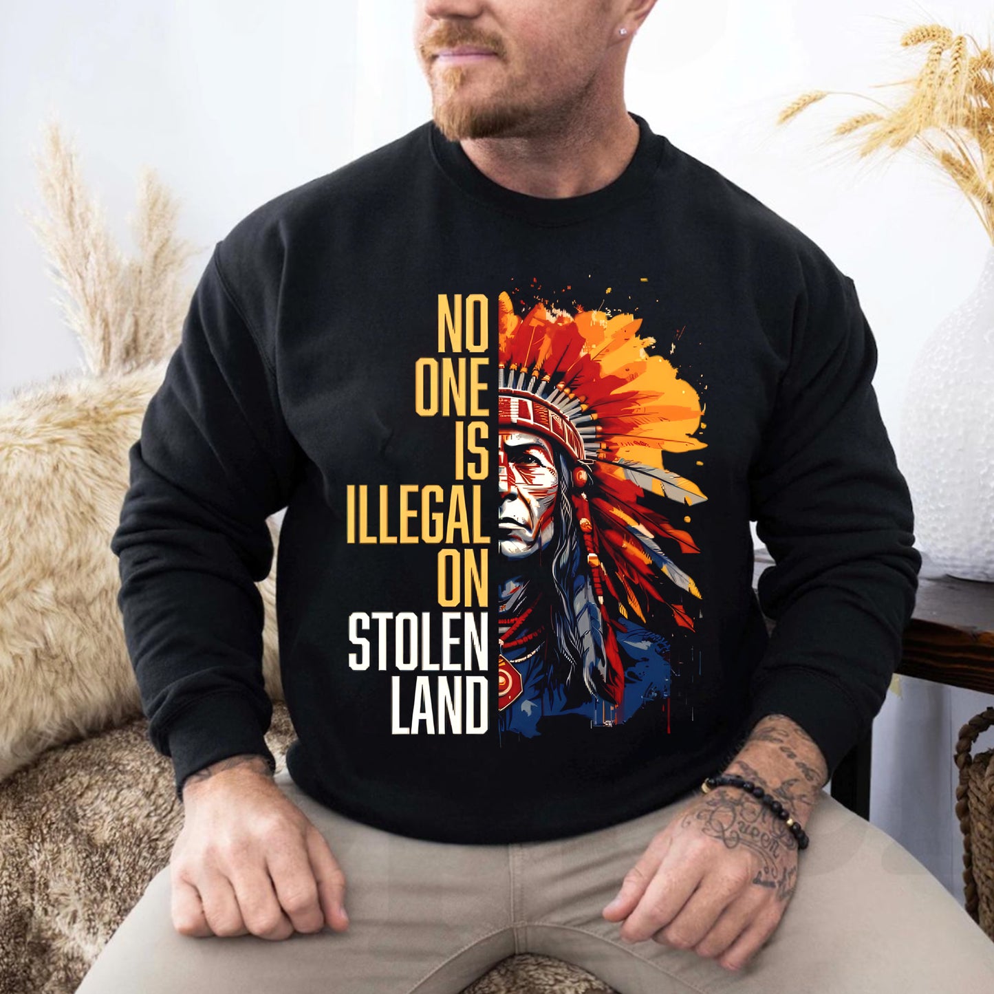 NO ONE IS ILLEGAL ON STOLEN LAND Unisex T-Shirt/T-Shirt V-Neck/Hoodie/Sweatshirt