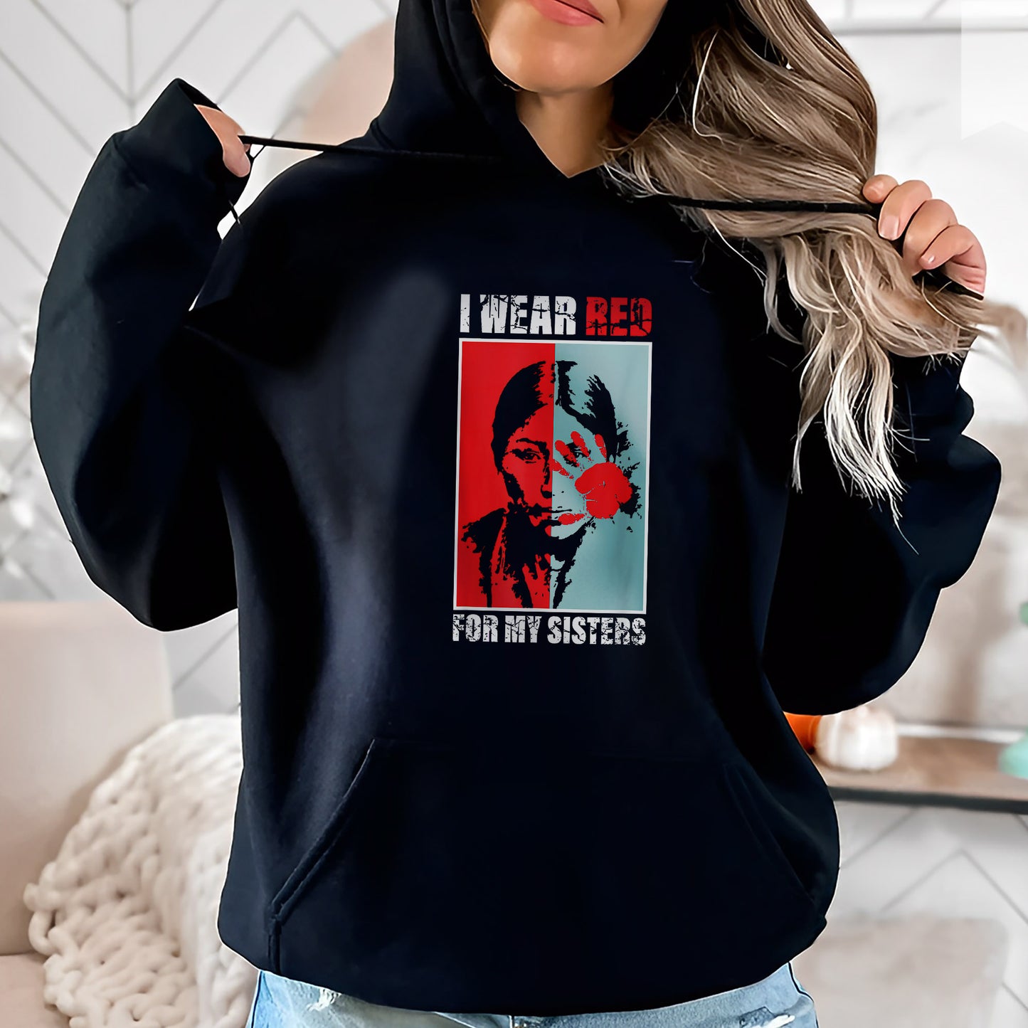 MMIW Awareness Indigenous Red Hand Women Gifts Unisex T-Shirt/T-Shirt V-Neck/Hoodie/Sweatshirt