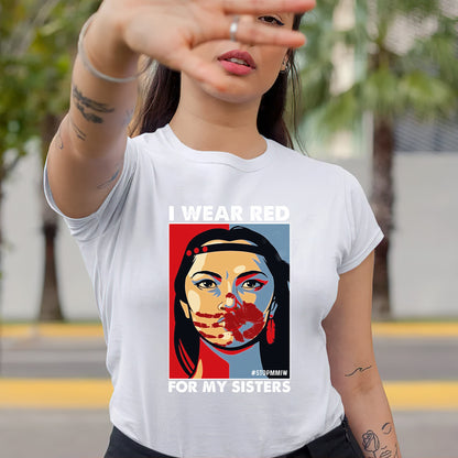 a woman wearing a t - shirt that says i wear red for my sisters